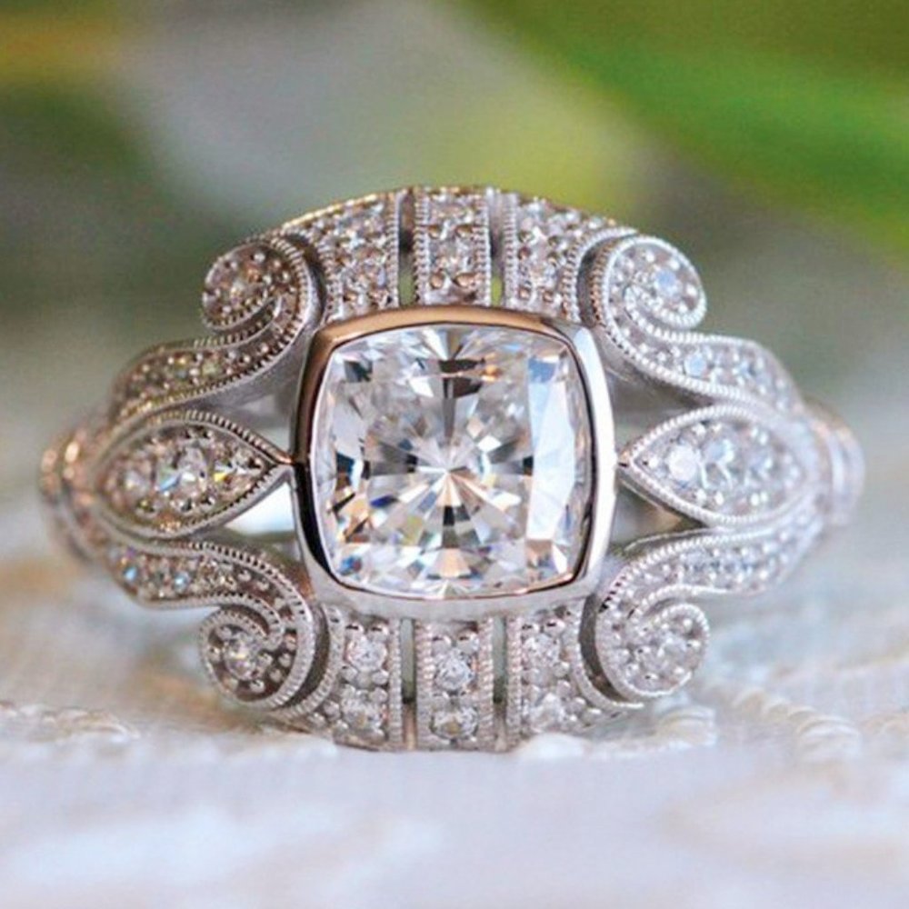 NWOT Dainty Square Beautiful Flower Carved Vintage Silver Ring SZ 6